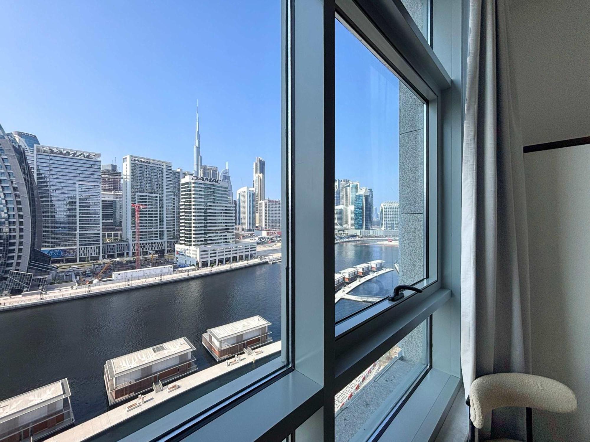 Frank Porter - Hamilton Residency Dubai